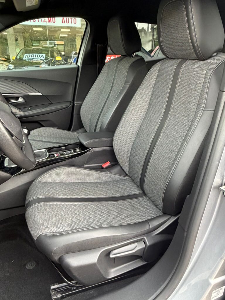 2008 II 2024 1.2 puretech Allure s 101cv